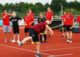 U15 trainiert für das Deutsche Sportabzeichen